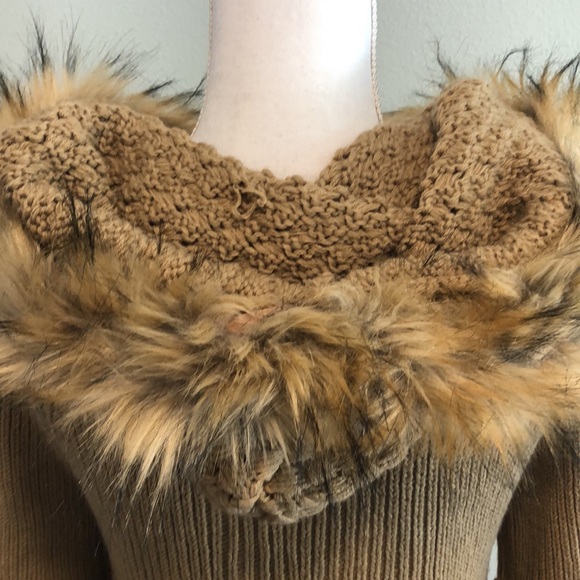 REBELL’s S/M women’s long button down sweater with hood - Picture 8 of 10